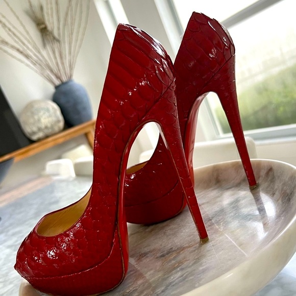 Christian Loboutin Shoes Christian Louboutin Lady Peep Slingback Heels Pumps.